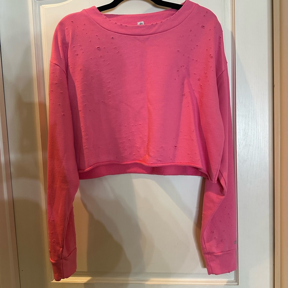 ALO YOGA DISTRESSED CROPPED SWEATSHIRT